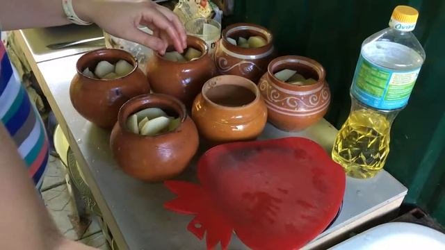 Тандыр. Готовим картошку с рёбрышками в горшочках.
