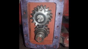 Понижающий редуктор на МТ-3(бывший MF-70)в 1/2 раза.(зучатки от коробки Т-25 13/18 зубов)и