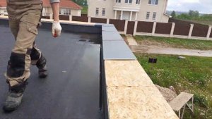 Парапет на ЭКСПЛУАТИРУЕМУЮ КРОВЛЮ