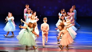 Шоу-группа ＂Мечта＂ - Всё могут короли