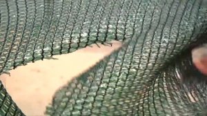 Защитная фасадная сетка, пример как сетка не расплетается