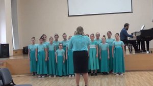 "Счастье приходит с песней" музыка и слова С. Смирнова
