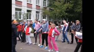 Утренняя зарядка в школе
