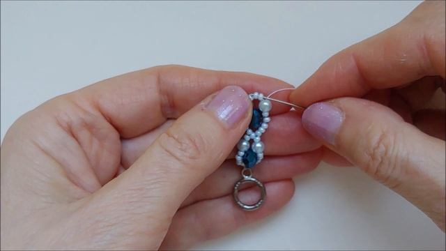 How to make a simple beaded bracelet. Beginner beading pattern