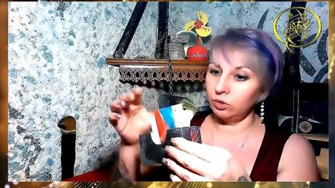 ?ПРИНУДИТЕЛЬНОЕ ВДОХНОВЕНИЕ\руны на подставке / Наталия Рунная #рунныймаг