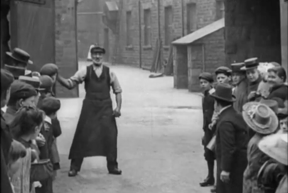 Кинохроника. Барроу и Ланкастер, Англия 1902. Workforce in Barrow and Lancaster, England