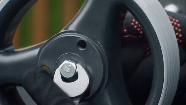 Мангал Гриль с крышкой BBQ и колесами Gratar MAN 205 и MAN 305 смотреть онлайн