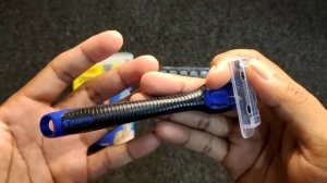 Gillette Guard 3 Unboxing | Gillette Guard 3 Blade Change | Gillette Guard 3 vs mach3 | Guard 3 use