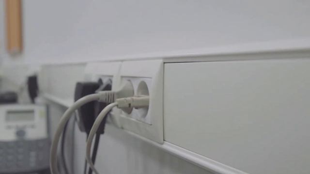 Кабель-канал ПРАЙМЕР IEK смотреть онлайн