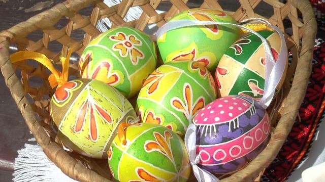Харків'ян запрошують на віртуальну виставку писанок смотреть онлайн