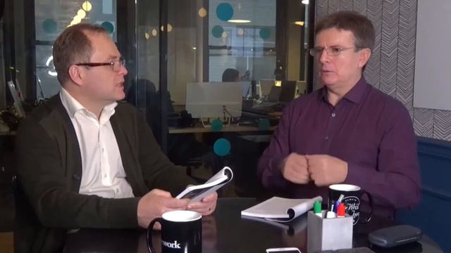 Михаил Шестов обучает звездного бизнес-тренера Александра Высоцкого деловому английскому (Часть 1) смотреть онлайн