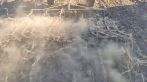 Боронование мотоблоком.Убераю сорняки.