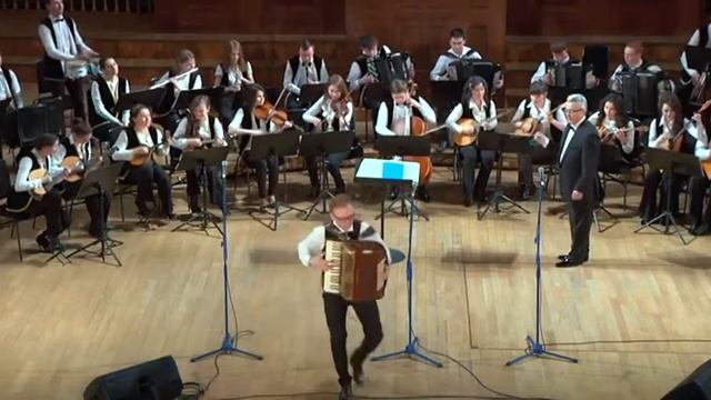 В.Мирончук "Концертная самба" Алмаз Ахметзянов и оркестр TATARICA смотреть онлайн