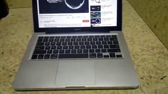 Apple Macbook Silver laptop Ddr3|Slightly Used|Price In Pakistan|pro Style|Whatsapp 03058688489 смотреть онлайн