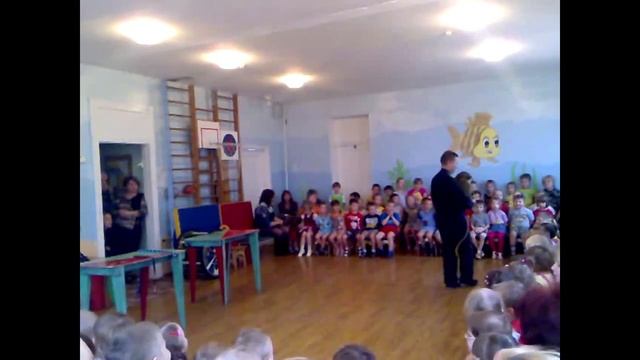 знакомство с животными / веселый павиан / контактный зоопарк - 8(965)380-13-11 смотреть онлайн