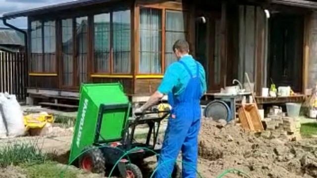Легко ли разгружать электротележку Мотомул?