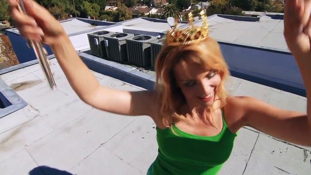 Critical Hit -- "Angry Birds Theme" смотреть онлайн