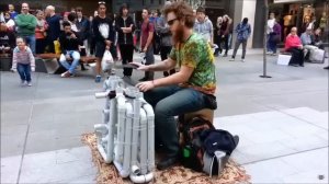 Уличный музыкант