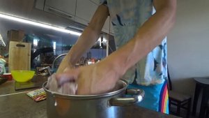 Влог: Делаю шашлык из свинины маринад из кефира | Маринад для шашлыка