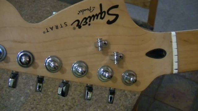 Pink Hello Kitty Fender Squier Strat Under The Hood By Scott Grove смотреть онлайн