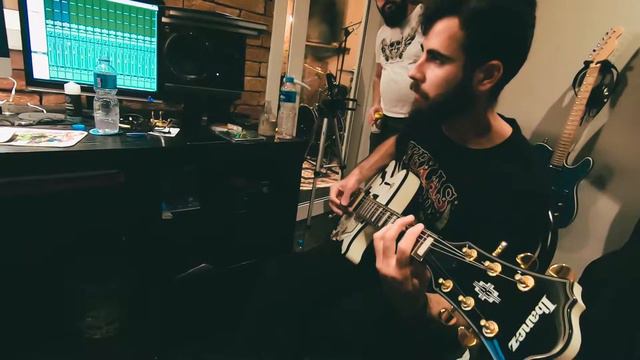 GRAVANDO GUITARRAS - (FENDER/GIBSON/IBANEZ) смотреть онлайн