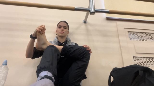 Упражнения для укрепления и разминки ног ?? смотреть онлайн