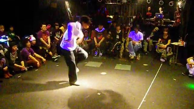 OLDside ﾖｯｼｰvsのぶ смотреть онлайн