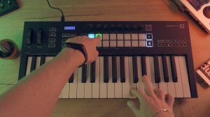 Novation Launchkey MK3. Обзор. Для кого новые клавиатуры? Плюсы и минусы. Новые функции. Лайв.