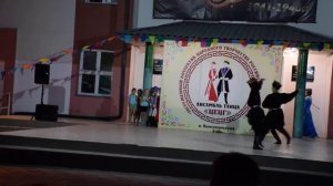 Калмыцкий народный танец «Ишкимдг» исполняет ансамбль танца «Цецг»