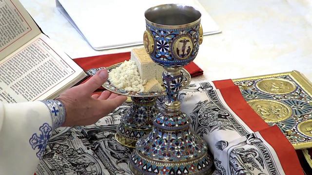 Divine Liturgy (Entrance of the Theotokos to the Temple) | Nov 21, 2021 смотреть онлайн