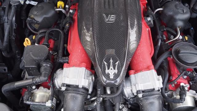 2021 Maserati Levante Trofeo | SUV Review | Driving.ca смотреть онлайн