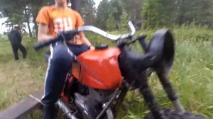 ПОКАТУШКИ В ЛЕСУ НА МОТОЦИКЛЕ ИЖ ПЛАНЕТА