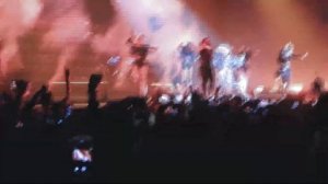 Lady Gaga - Perfect Illusion + John Wayne live in Barcelona 14.01.2018