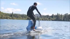 АКВАБАЙК ДЛЯ ПРОГУЛКИ ПО ВОДЕ   Manta5