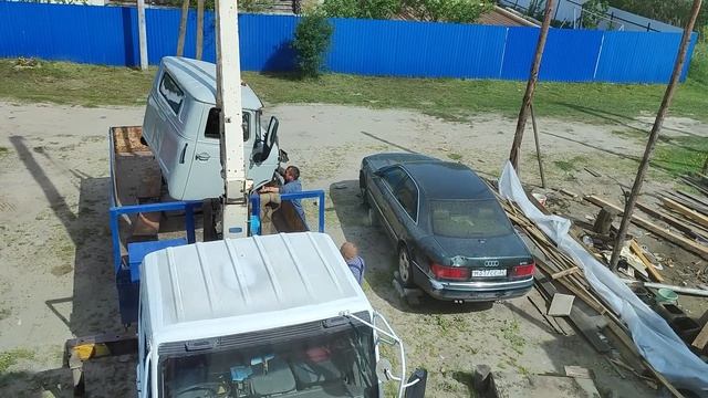 Благоустраиваю участок и навожу уют в доме. Высаживаю экзотическое растение. Жизнь семьи в деревне. смотреть онлайн