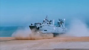 вновь ребят зовёт дорога