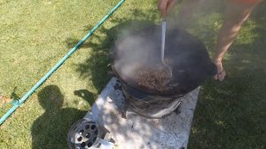 Говядина по-сычуаньски в казане.Beef in Szechuan hotpot.