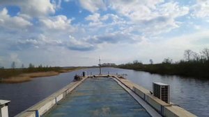 Перегон теплохода. Онежский канал.