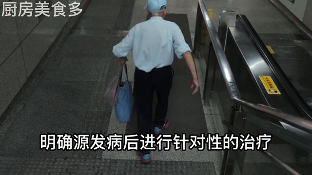 經常凌晨3、4點醒來，代表身體好還是不好？60歲以後每天睡多久有宜健康，醫生的答案讓人太意外了，錯過就可惜了，【廚房美食多】