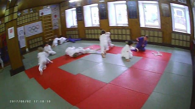Дзюдо. Борьба в партере по заданию. Дети 4-6 лет. смотреть онлайн