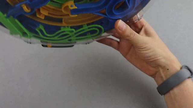 Perplexus Revolution Runner смотреть онлайн