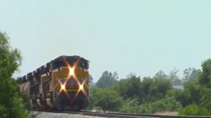 Видео красивых Американских тепловозов с грузовыми вагонами. Железная дорога США Америка