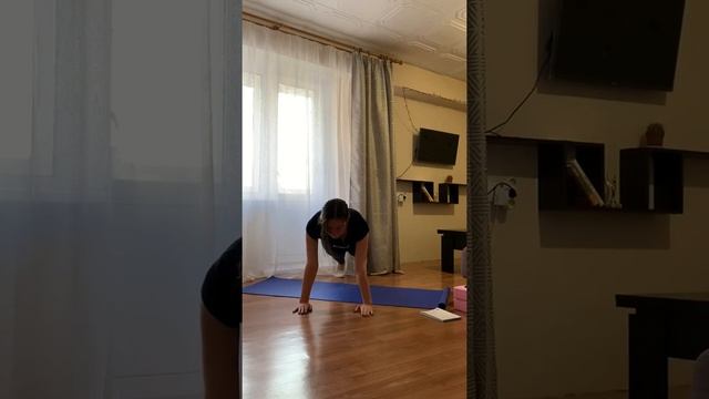 Урок хореографии (Разминка 5-7л ) смотреть онлайн