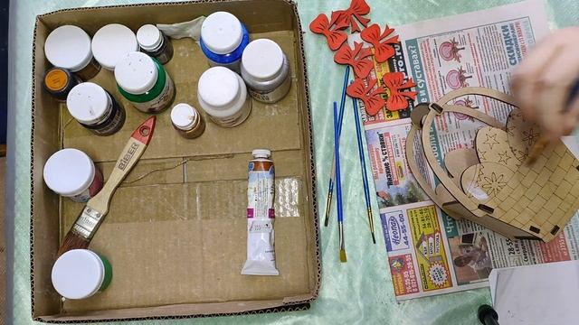 Раскрашиваю пасхальное кашпо и подвожу итоги ярмарки. смотреть онлайн