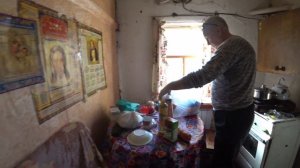 Наше мнение о отшельнике/Одинокая бабушка Клава.(сельпо)