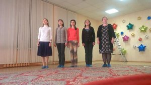 Поздравление родителями воспитателей детского сада на выпускном вечере.