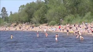 Открытие пляжного сезона, на пляже КамГЭС. Аномальная жара в середине мая.