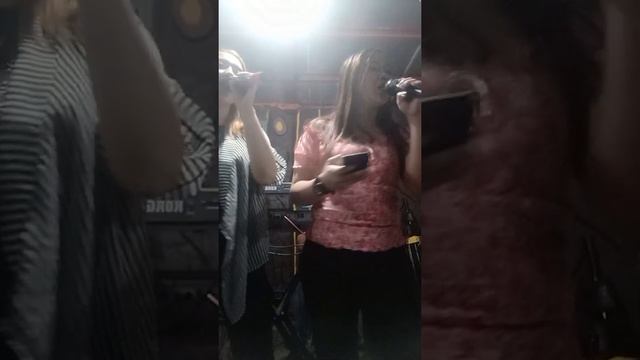 Gig with the gang😂kuya francis,justineandmy katukayo fatima bianca and me смотреть онлайн