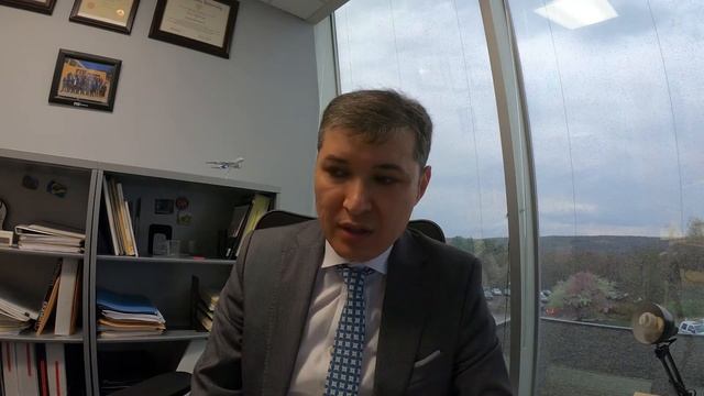 Олень, и гуси на полосе во время взлёта, аэропорт Линден, штат Нью-Жёрси смотреть онлайн