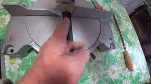 Настройка ТОРЦОВОЙ ПИЛЫ по ДЕРЕВУ,  РЕЗА под ДЕВЯНОСТО градусов. ЭНКОР КОРВЕТ 8.